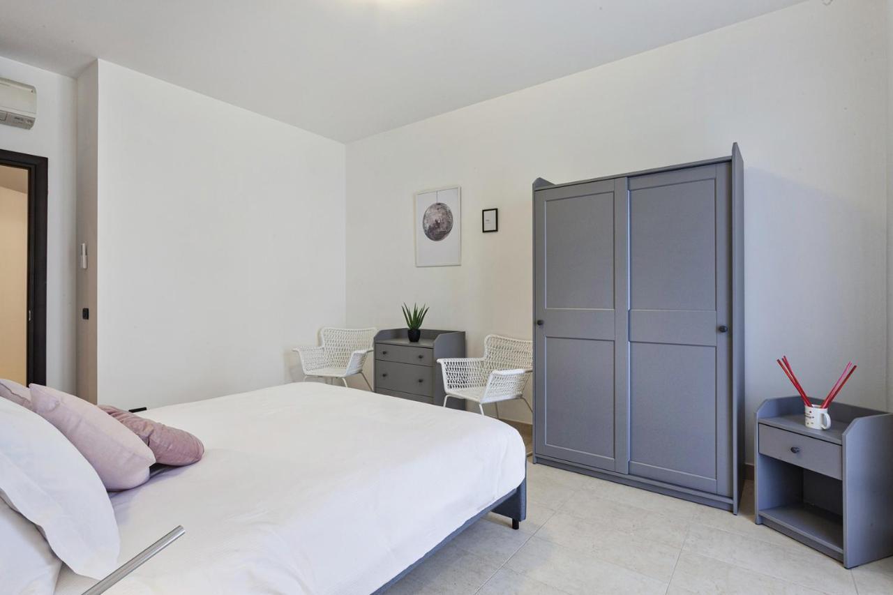 Shelley Apartments By Wonderful Italy Genua Exterior foto